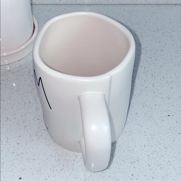 ❗️RAE DUNN MOM FUEL COFFEE TEA MUG FARMHOUSE - Picture 2 of 3